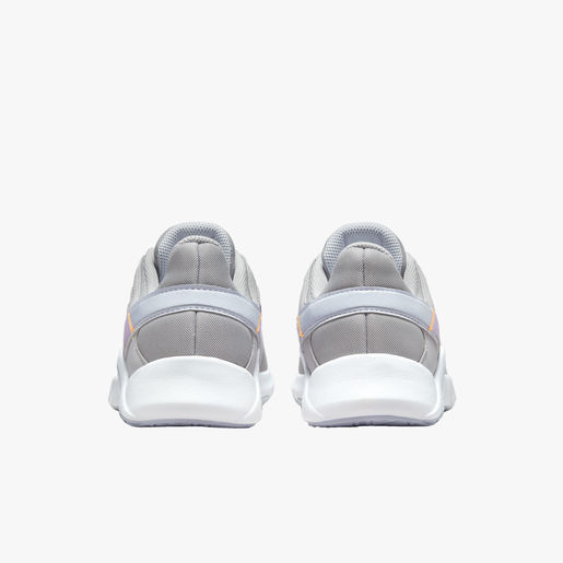 Nike Legend Essential 2