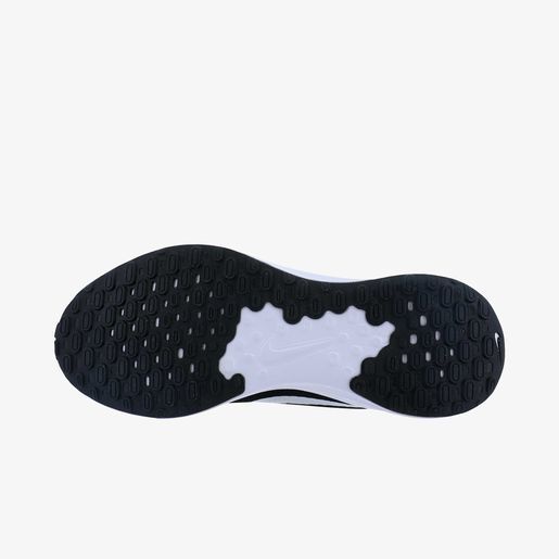 Nike Revolution 7