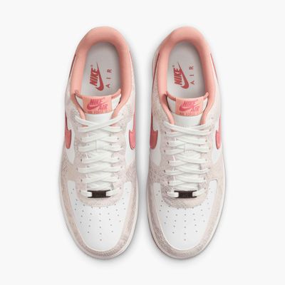 Nike Air Force 1 '07 LV8