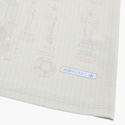 Camiseta Estampada Universitario 100 Años Oficial