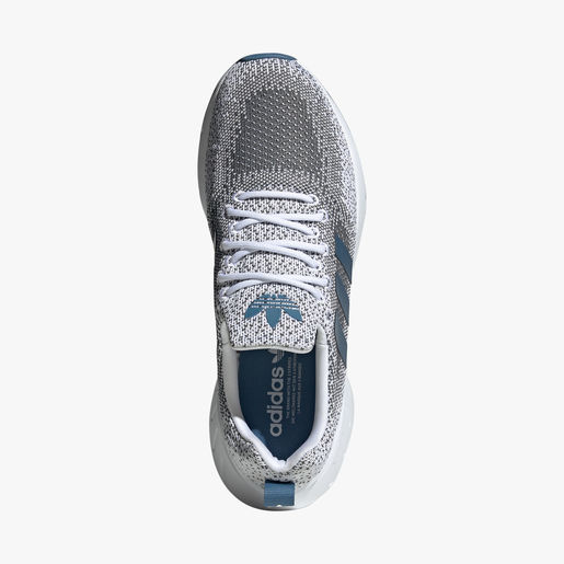 adidas Swift Run 22