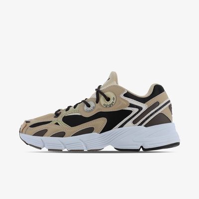 adidas Astir