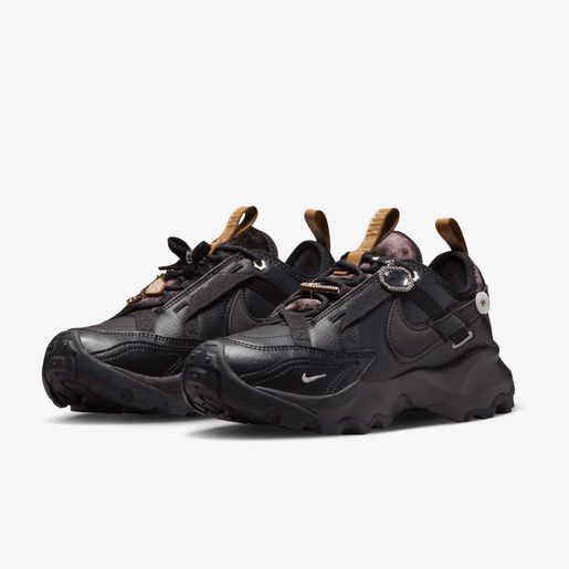 Nike TC 7900