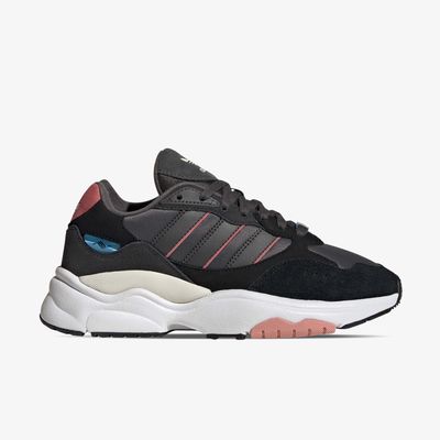 adidas Retropy F90