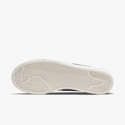 Nike Blazer Low Platform