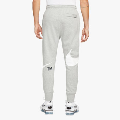 Nike Sportswear Swoosh