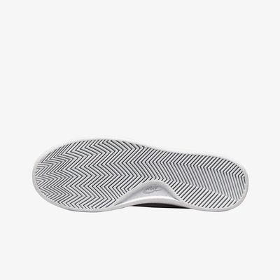 Nike Court Royale 2