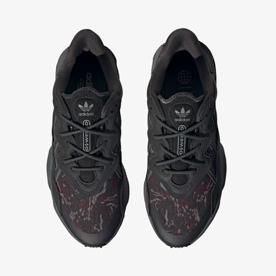 adidas OZWEEGO
