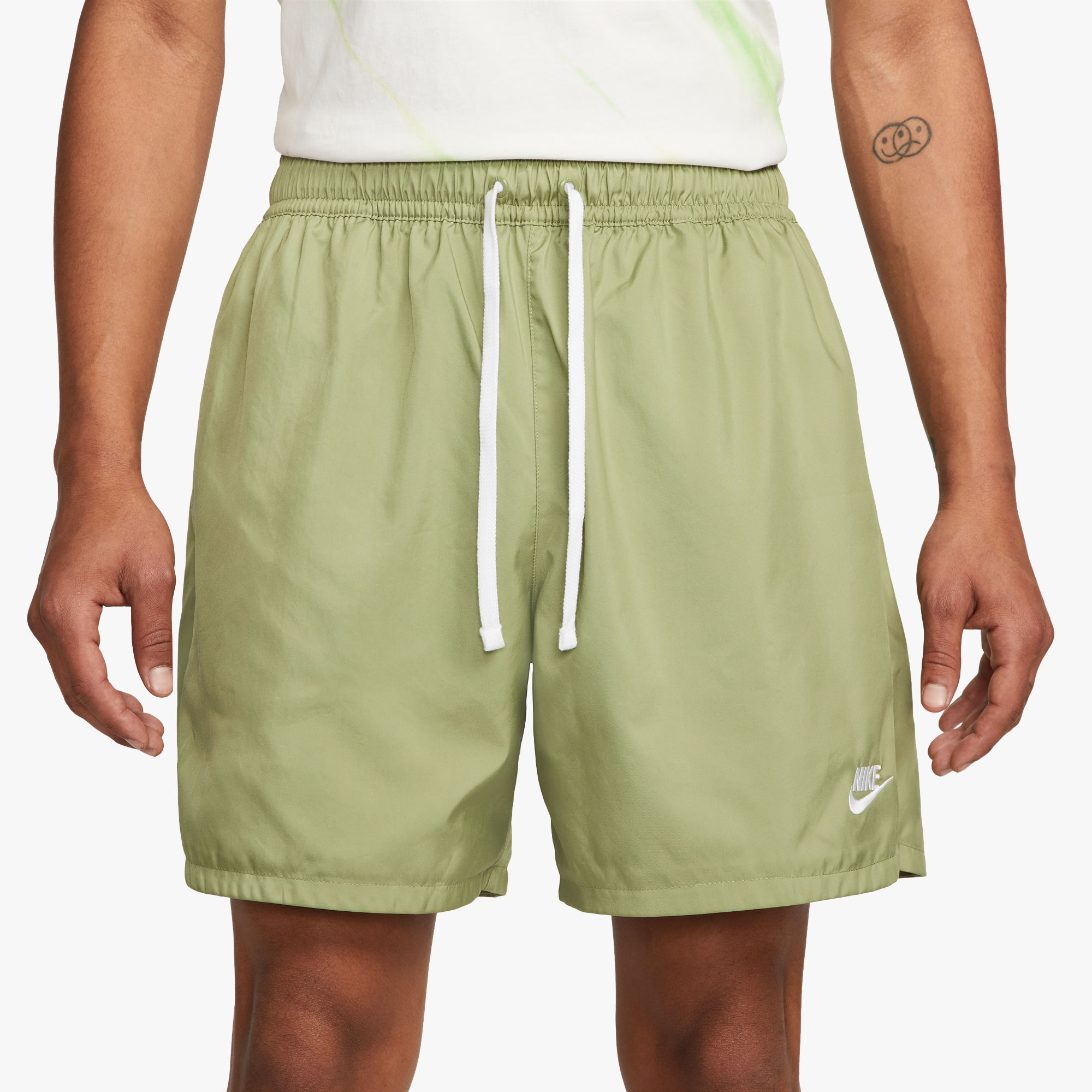 Nike Sportswear Essentials Short Marathon Sports Perú