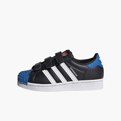 adidas Superstar x LEGO