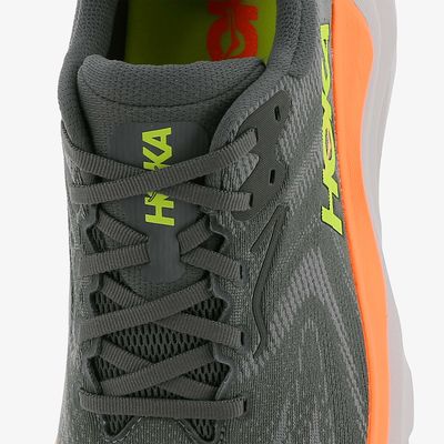 Hoka One One Arahi 8