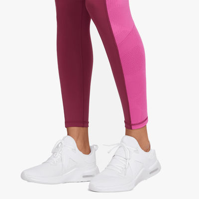 Nike Pro