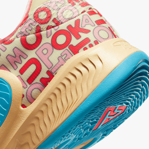 Zoom Freak 4