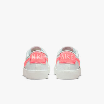 Nike Blazer Low 77