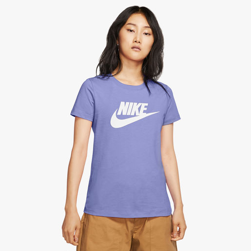 Nike Sportswear Essential