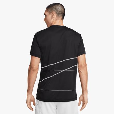Nike Dri-FIT Q5