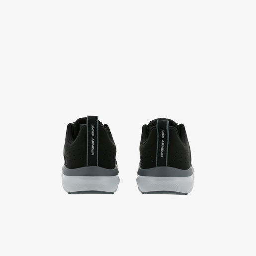 Under Armour Assert 8