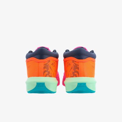 Nike LeBron Witness 8