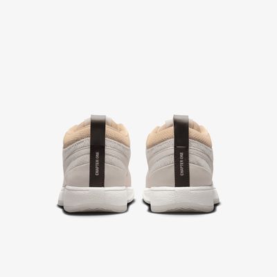 Nike Book 1