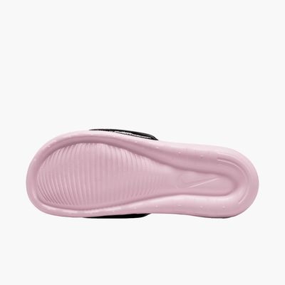 Nike Victori One