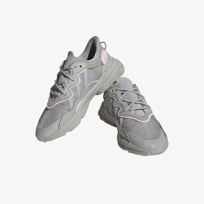 adidas OZWEEGO
