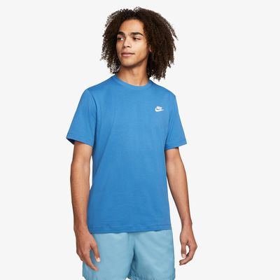 Nike Sportswear Club