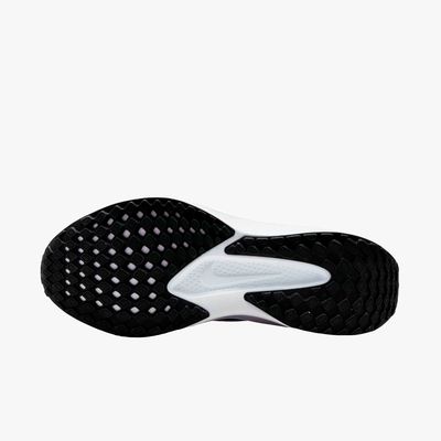 Nike Quest 6