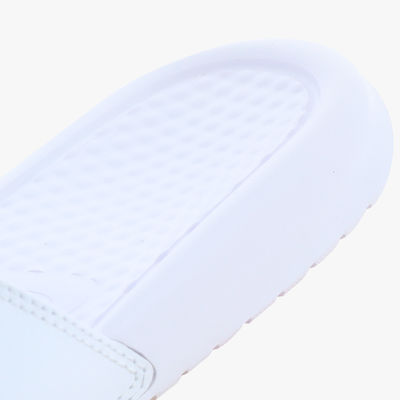 Nike Benassi