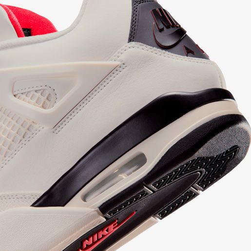 Air Jordan 4 Flight Club