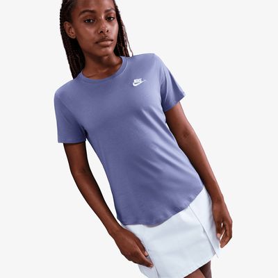 Nike Polo Club Essentials