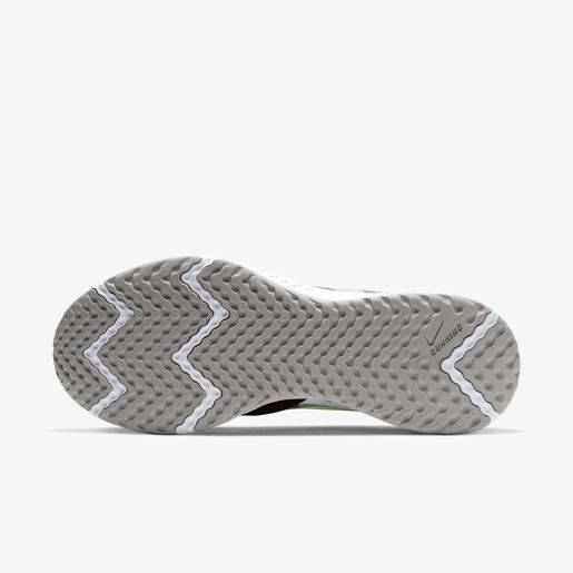Nike Revolution 5