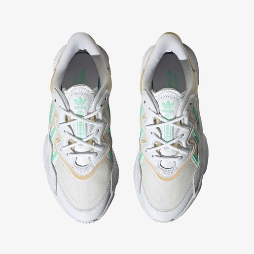 adidas OZWEEGO