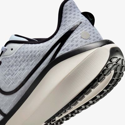 Nike Vomero 17