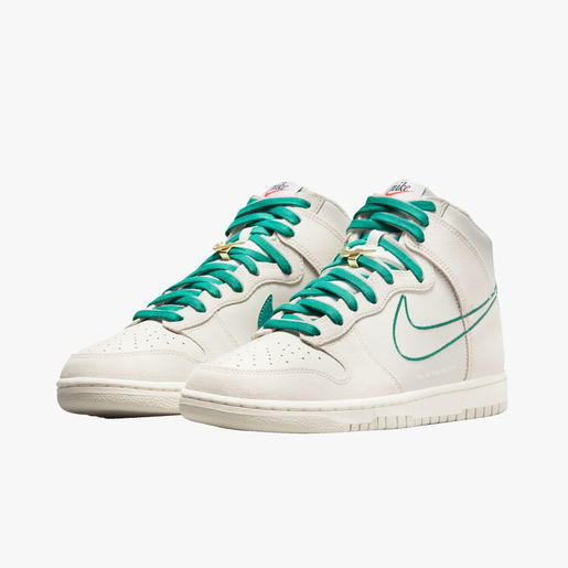 Nike Dunk High SE