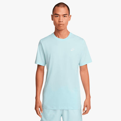 Nike Sportswear Club