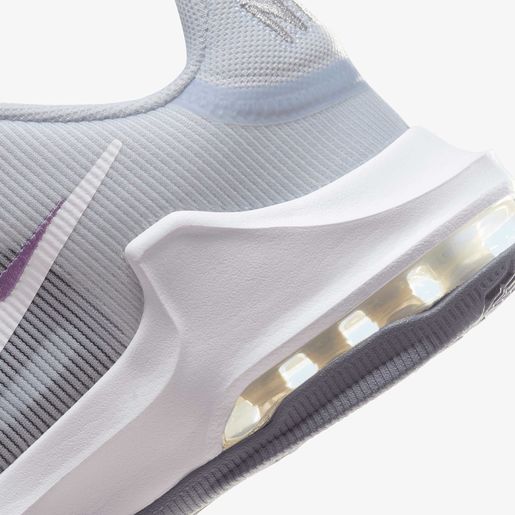 Nike Impact 4