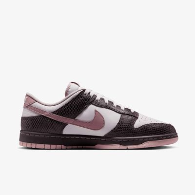 Nike Dunk Low SE
