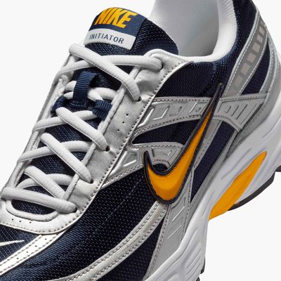 Nike Initiator