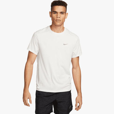Nike Dri-FIT Run Division Rise 365