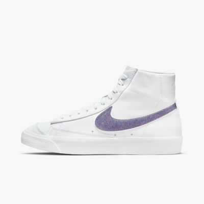 Nike Blazer Mid 77 Essential