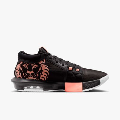 Nike LeBron Witness VIII