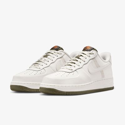 Nike Air Force 1 '07 LV8