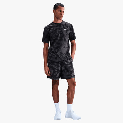 Nike Short Form