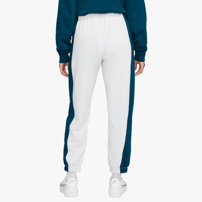 Nike Sportswear Team Nike