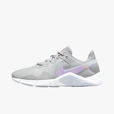 Nike Legend Essential 2
