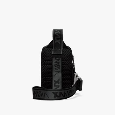 Nike Sportswear Essentials