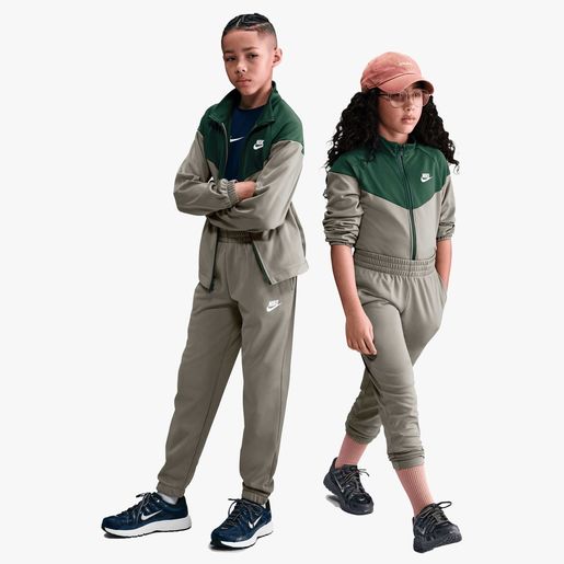 Nike Conjunto Sportswear