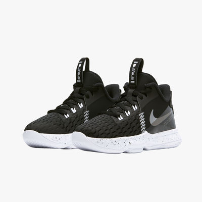 lebron witness 5 moonlight