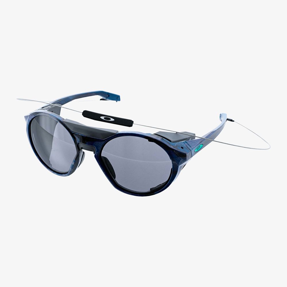 Oakley Clifden