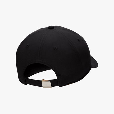 Nike Dri-FIT Club